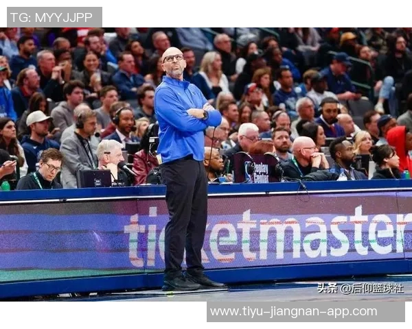 独行侠本赛季可选择摆烂除弗拉格和莱夫利外球员均可交易